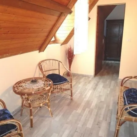 בית נופש House L'estibedou 3 *